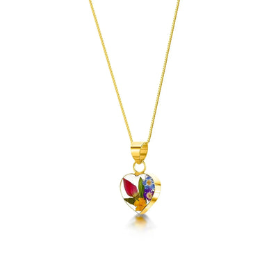 Flower jewellery by Shrieking Violet® Gold-plated sterling silver heart pendant necklace with real flowers. Gift ideas for girlfriend or wife